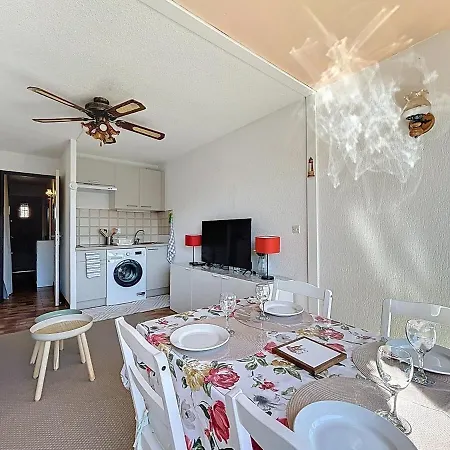 3705-appartement Avec Piscine *